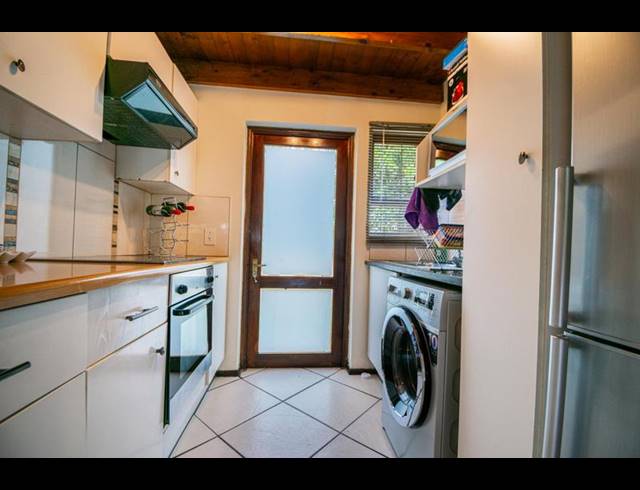 2 BEDROOM APARTMENT FOR SALE IN JUKSKEI PARK